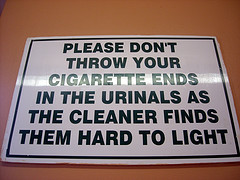 funny-sign-about-cigarettes-in-bathroom